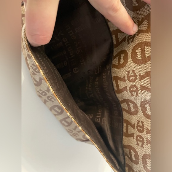 Etienne Aigner Designer Signature Logo Woman’s Purse Satchel Shoulder Bag Brown - Picture 11 of 14